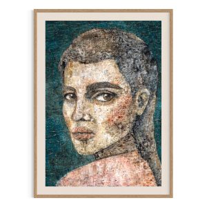 kunsttryk-portraet-af-melankolsk-kvinde-groen-baggrund
