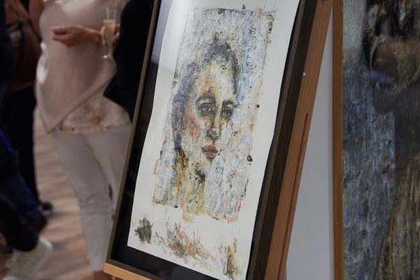 Abstract-portrait-painting-in-smoked-frame