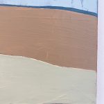 abstrakt-kubistisk-portraet-maleri-kvinde-ligger-ned-beige-lyseblaa-milde-toner