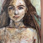 portraet-maleri-brunette-kvinde-blaa-oejne-frontal