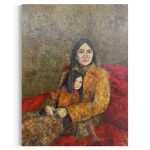 Dobbeltportraet-af-kimia-bahari-kvinde-med-barn-paa-skoedet-i-roed-sofa