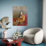 Dobbeltportraet-af-kimia-bahari-kvinde-med-barn-paa-skoedet-i-roed-sofa