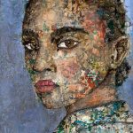 giclee-tryk-af-farverig-kvinde-i-kvart-profil-med-violet-baggrund-og-klattet-ansigt