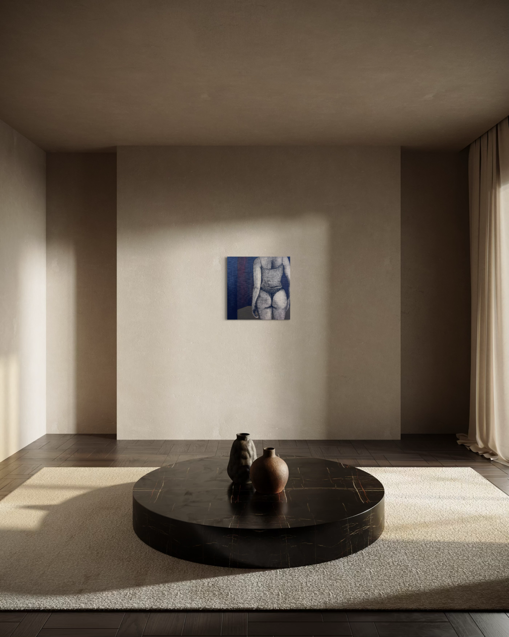 Kulmaleri af kvindekrop i hjemmetøj set bagfra gående imod et tomt rum