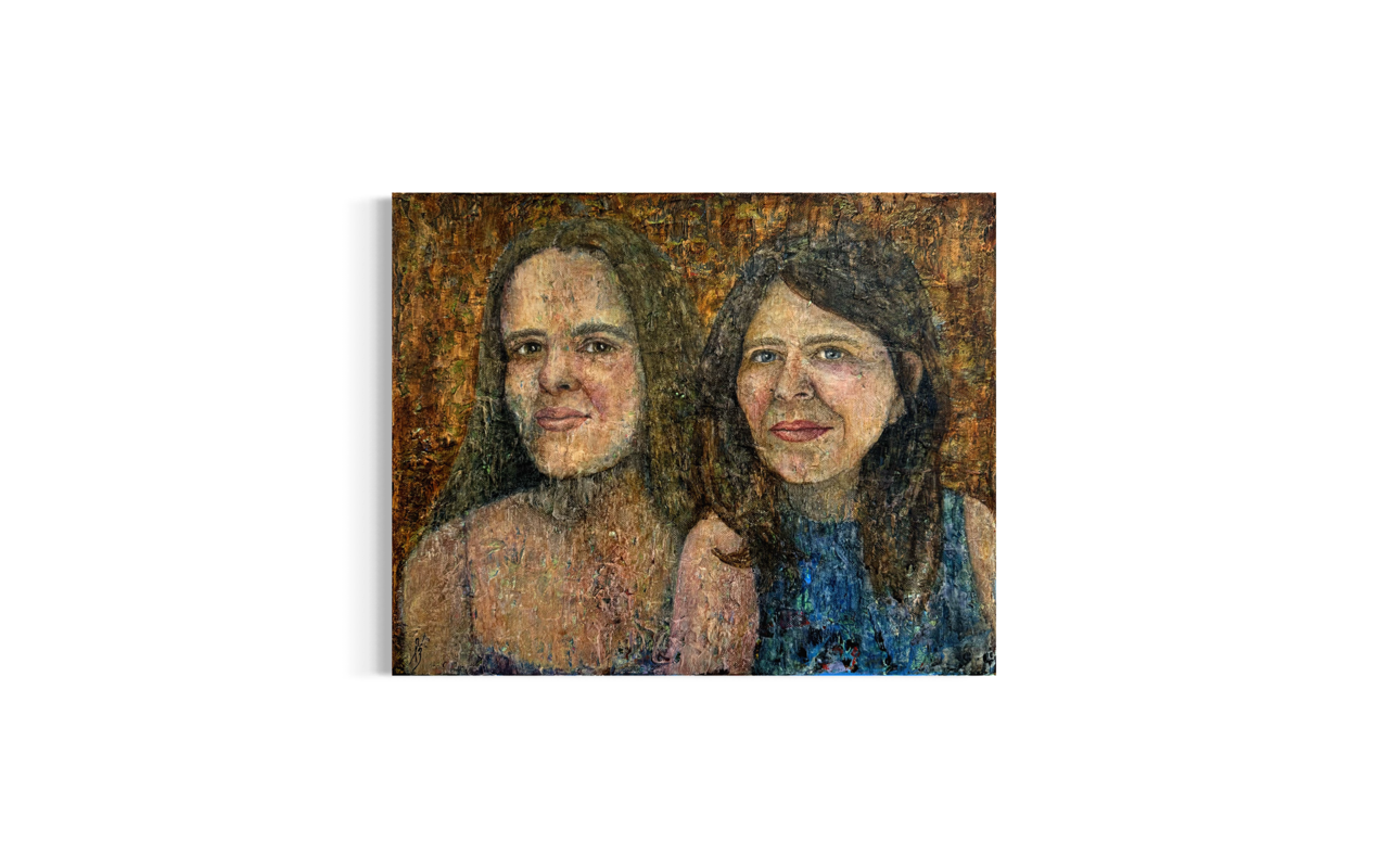 Dobbeltportræt af mor og datter close up