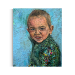 Portrætmaleri af karseklippet dreng med turkisblå baggrund
