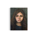 Portrætmaleri af pige med mørkt bølget hår og intenst blik